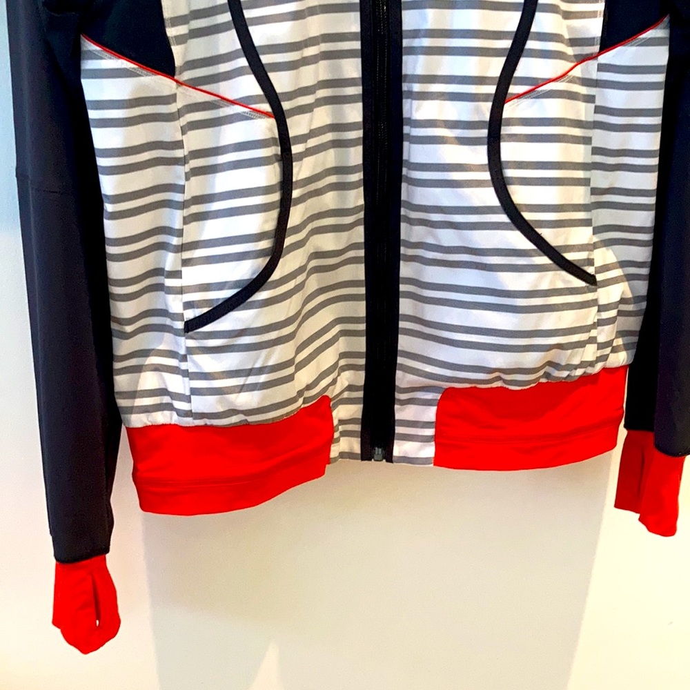 lululemon athletica Black and Red Striped Jacket - Picture 12 of 13